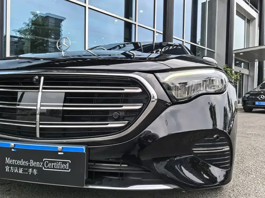 Mercedes-Benz E-Class Mercedes-Benz E-Class 2024 facelift E 300 L Luxury Edition 2024 — миниатюра 2