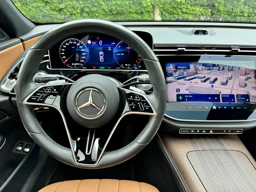 Mercedes-Benz E-class new energy Mercedes-Benz E-Class New Energy 2024 E 350 e L Plug-in Hybrid Sedan 2024 — миниатюра 4