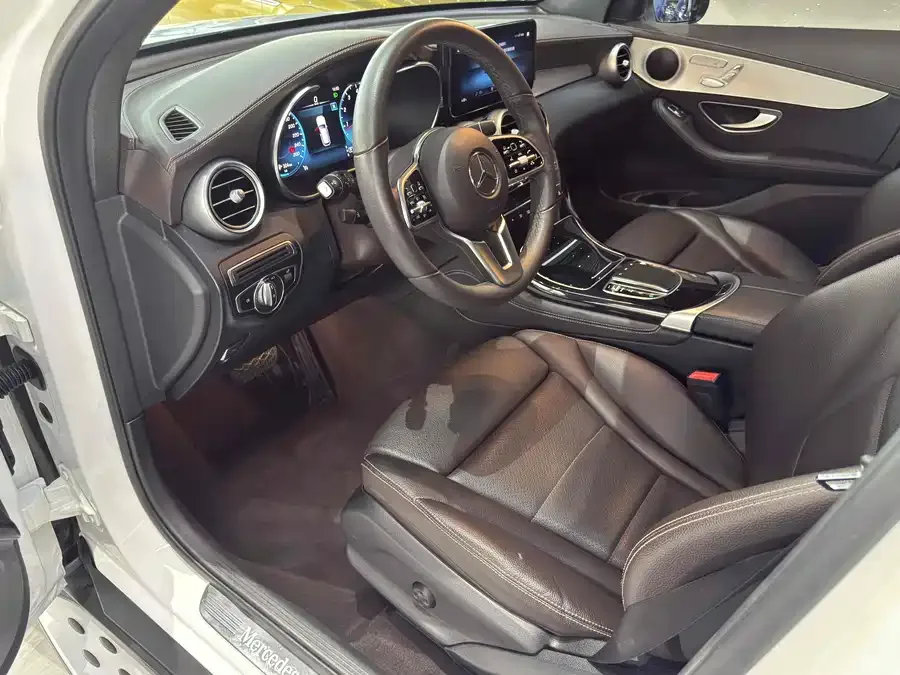 Mercedes-Benz GLC-Class Mercedes-Benz GLC 2022 Model 2 GLC 260 L 4MATIC Dynamic Edition 2022 — миниатюра 3