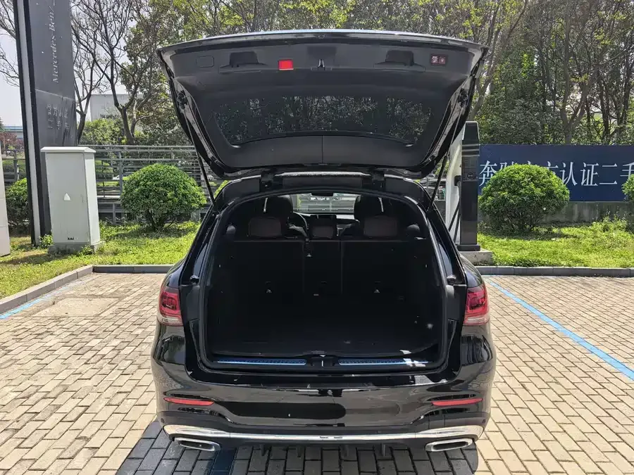 Mercedes-Benz GLC-Class Mercedes-Benz GLC 2022 Model 2 GLC 260 L 4MATIC Luxury Edition 2022 — миниатюра 5