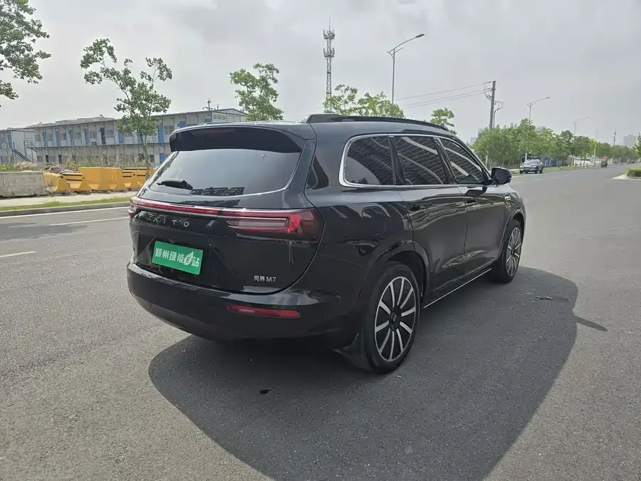 AITO M7 Wenjie M7 2024 1.5T Intelligent Driving Rear-wheel Drive Ultra Edition 6 Seaters 2024 — миниатюра 3