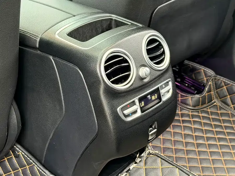 Mercedes-Benz GLC-Class Mercedes-Benz GLC 2022 GLC 300 L 4MATIC Dynamic 2022 — миниатюра 5