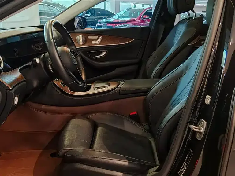 Mercedes-Benz E-Class Mercedes-Benz E-Class 2022 E 300 L Luxury Edition 2022 — миниатюра 3