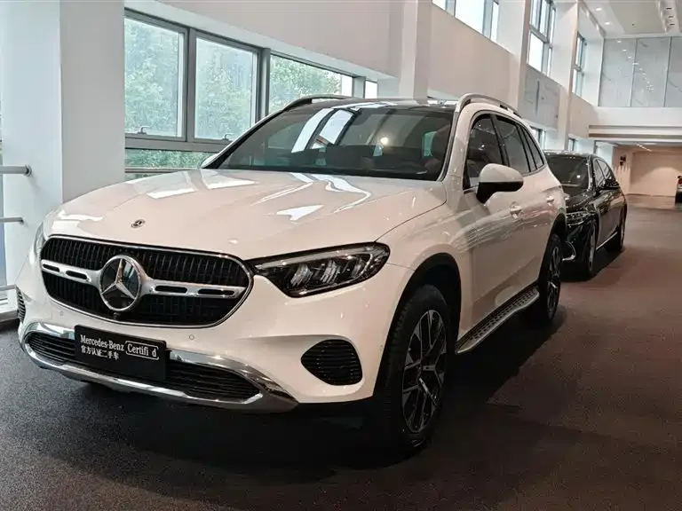 Mercedes-Benz GLC-Class 2026