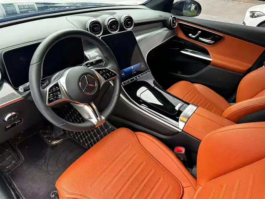 Mercedes-Benz GLC-Class Mercedes-Benz GLC 2023 GLC 260 L 4MATIC dynamic 5-seater 2023 — миниатюра 4