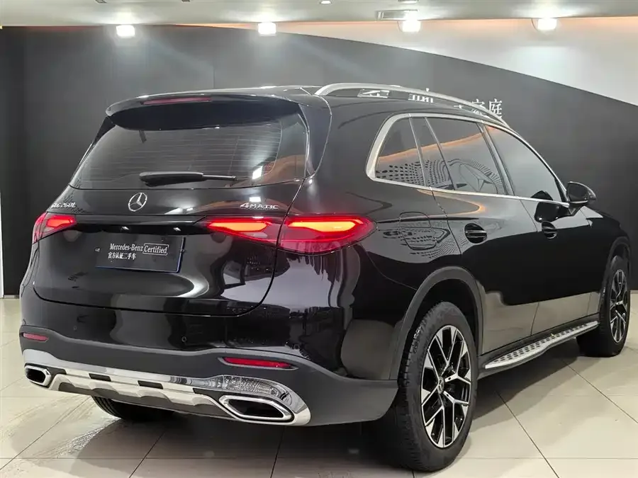 Mercedes-Benz GLC-Class Mercedes-Benz GLC 2023 GLC 260 L 4MATIC dynamic 5-seater 2023 — миниатюра 4