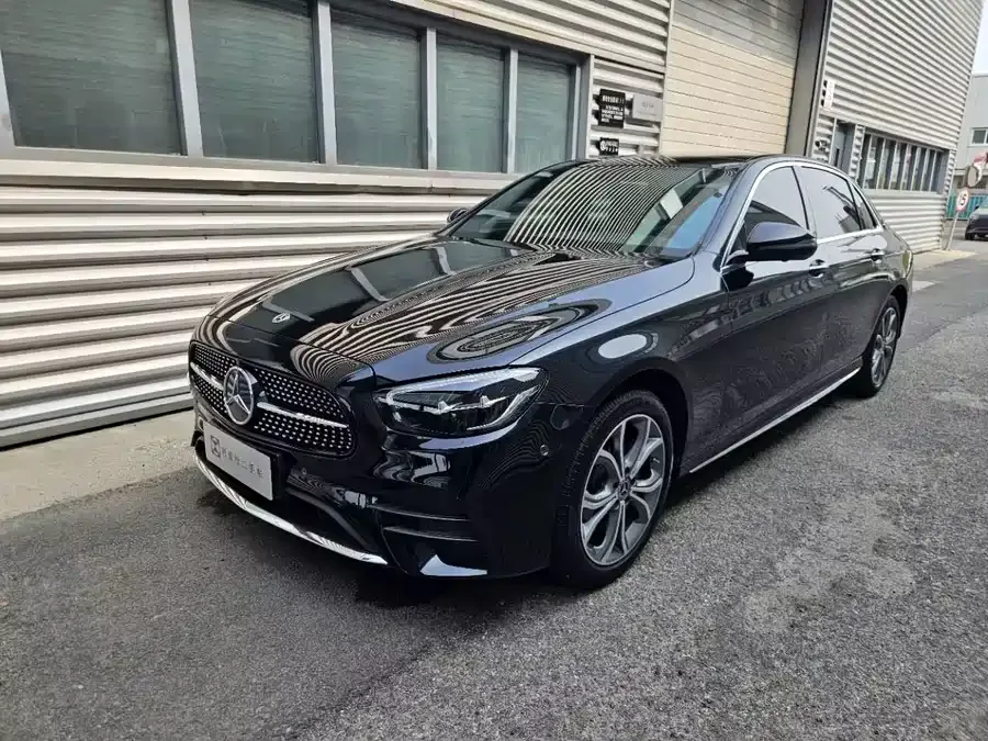 Mercedes-Benz E-Class 2023