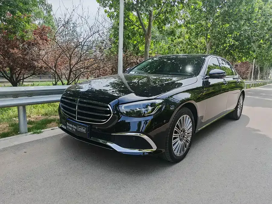 Mercedes-Benz E-Class 2023