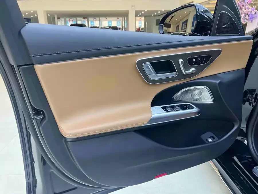 Mercedes-Benz E-Class Mercedes-Benz E-Class 2025 E 300 L Luxury Edition 2025 — миниатюра 3