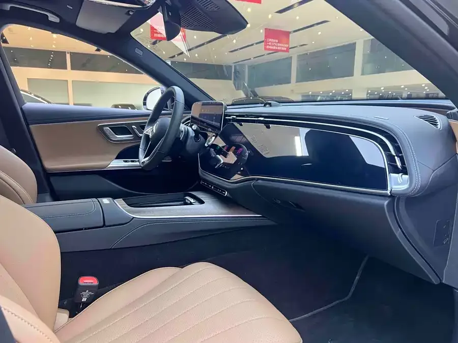 Mercedes-Benz E-Class Mercedes-Benz E-Class 2025 E 300 L Luxury Edition 2025 — миниатюра 4