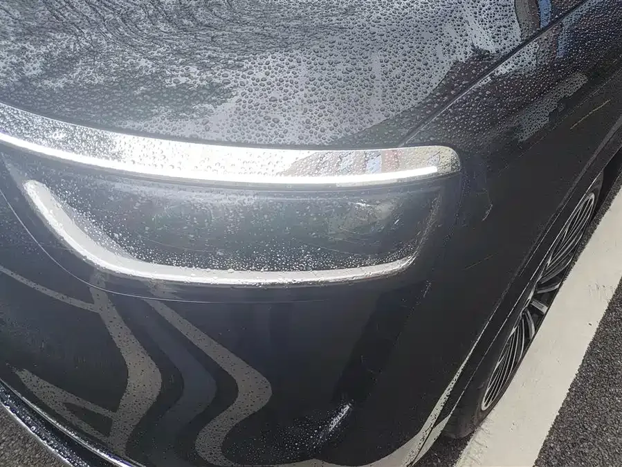 AITO M8 Wenjie M8 2025 Extended Range Ultra Edition 53.4kWh 5-Seat Version (192-line LiDAR) 2025 — миниатюра 5