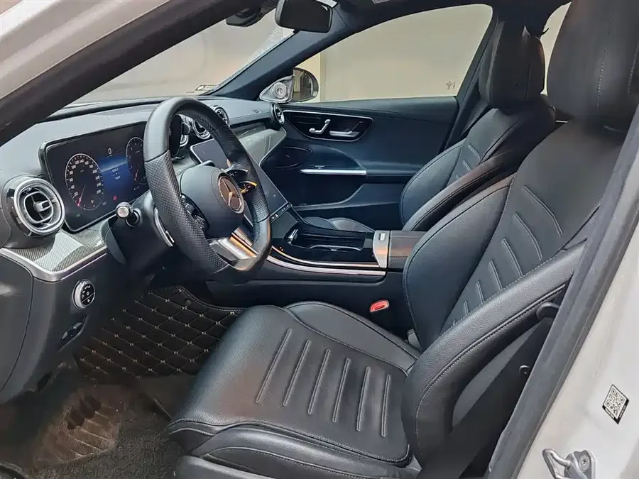 Mercedes-Benz Class C Mercedes-Benz C-Class 2025 C 260 L Sports Edition 2025 — миниатюра 3