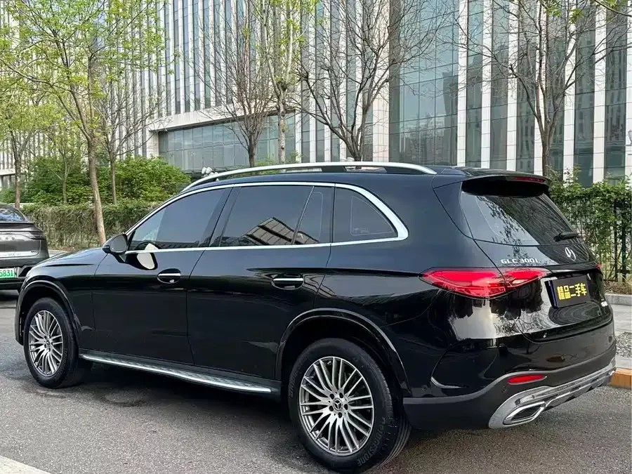 Mercedes-Benz GLC-Class Mercedes-Benz GLC 2023 facelift GLC 300 L 4MATIC dynamic 7-seater 2023 — миниатюра 2