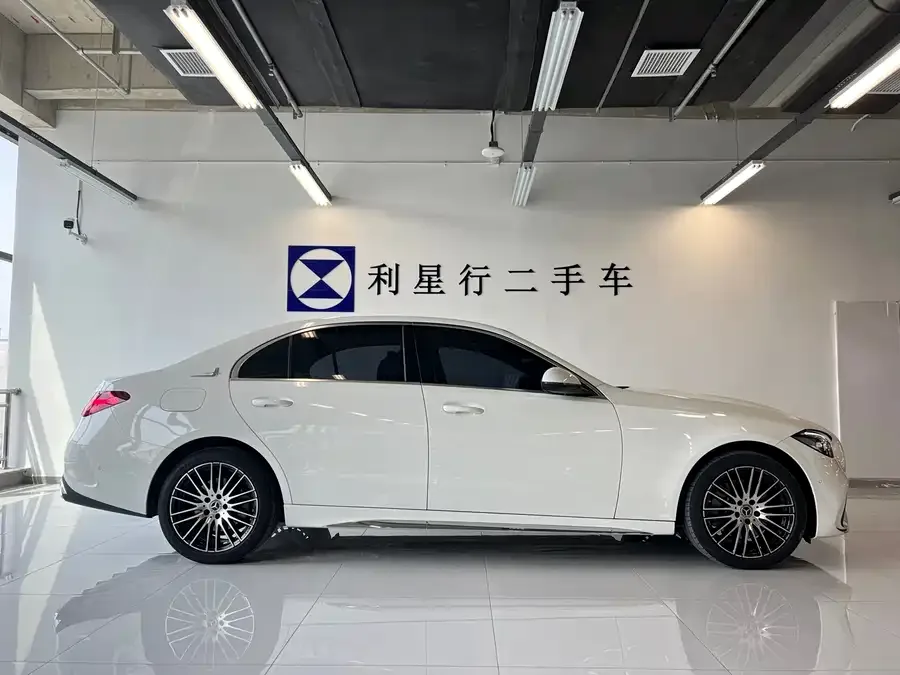 Mercedes-Benz Class C Mercedes-Benz C-Class 2024 facelift C 260 L sports version 2024 — миниатюра 2
