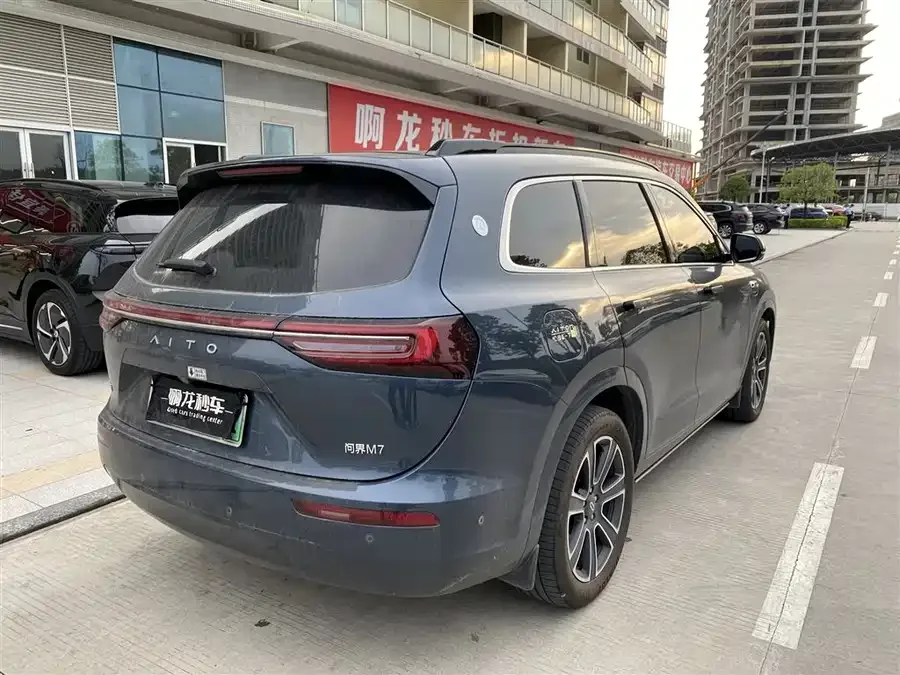 AITO M7 Wenjie M7 2024 1.5T Intelligent Driving Rear-wheel Drive Pro Edition 5 Seaters 2025 — миниатюра 3