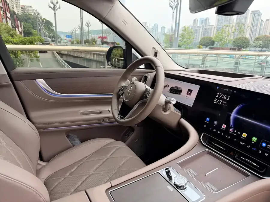 AITO M9 Wenjie M9 2025 Extended Range Ultra Edition 52kWh 6-Seat Version (192-line LiDAR) 2025 — миниатюра 2
