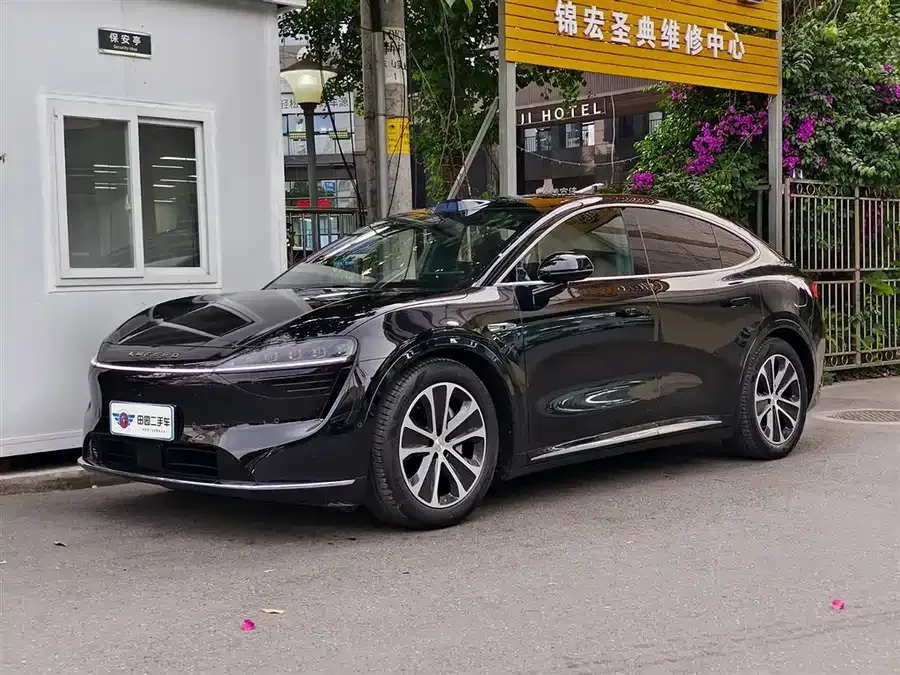 Smart world R7 Zhijie R7 2024 pure electric 802km Max 2025 — фото 1, купить с доставкой в Москву