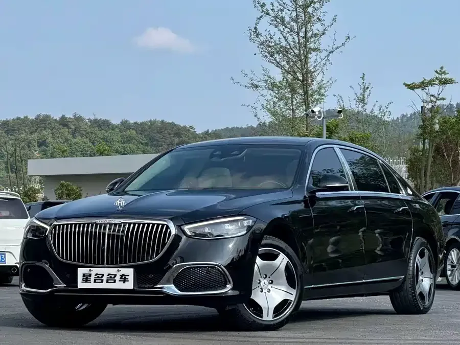 Mercedes-Benz Maybach S-Class 2025
