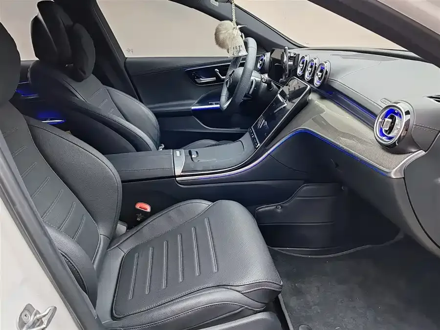 Mercedes-Benz Class C Mercedes-Benz C-Class 2024 C 260 L Sports Edition 2024 — миниатюра 3