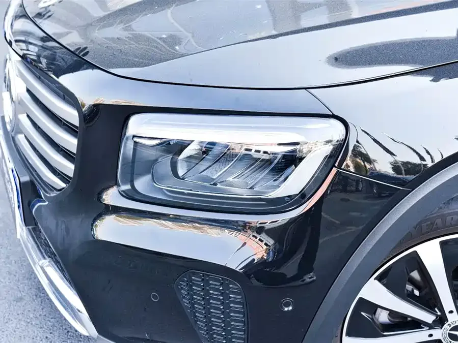 Mercedes-Benz GLB-Class Mercedes-Benz GLB 2024 GLB 220 Fashion Edition 2025 — миниатюра 4