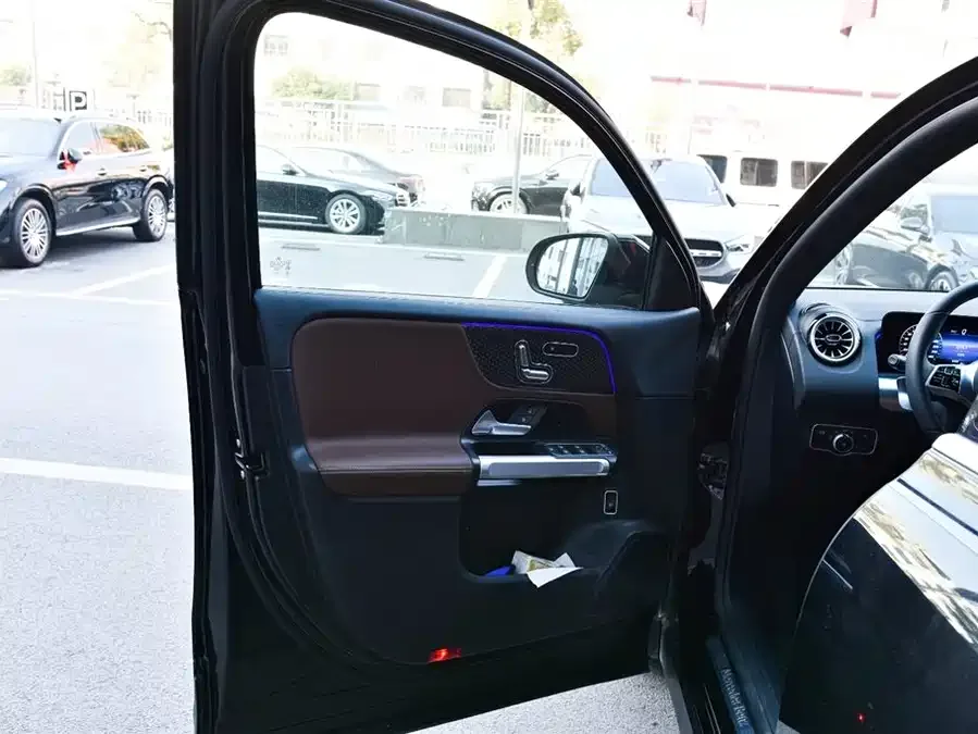 Mercedes-Benz GLB-Class Mercedes-Benz GLB 2024 GLB 220 Fashion Edition 2025 — миниатюра 5