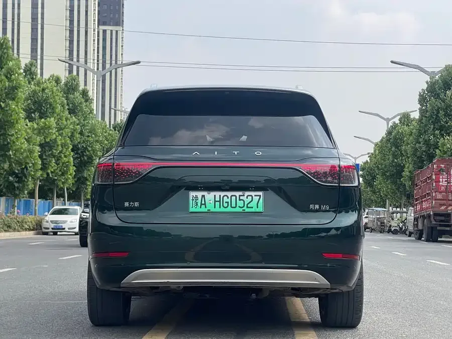 AITO M9 Wenjie M9 2024 Extended Range Max Edition 42kWh 6-seater Edition 2024 — миниатюра 5