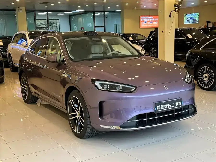 AITO M5 M5 2025 Extended Range Ultra 4WD Edition 2025 — миниатюра 2