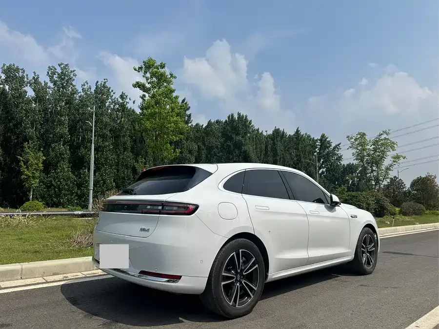 AITO M5 M5 2025 Extended Range Ultra Rear-wheel Drive 2025 — миниатюра 3
