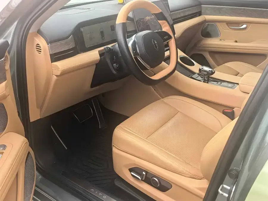 AITO M5 M5 2022 Extended Range Rear-Drive Standard Edition 2023 — миниатюра 3