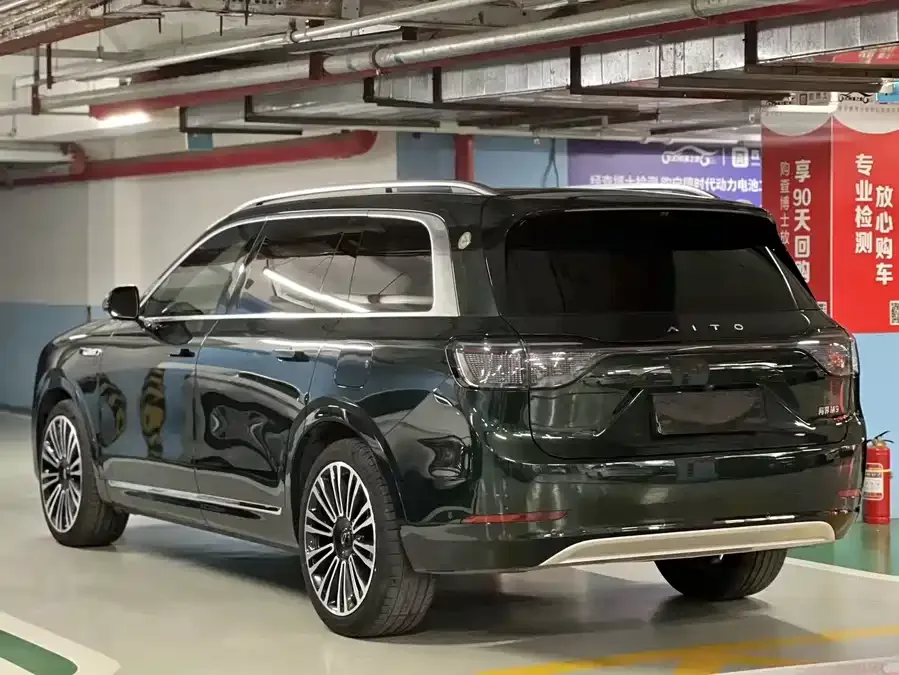 AITO M9 Wenjie M9 2024 Extended Range Max Edition 42kWh 6-seater Edition 2024 — миниатюра 3
