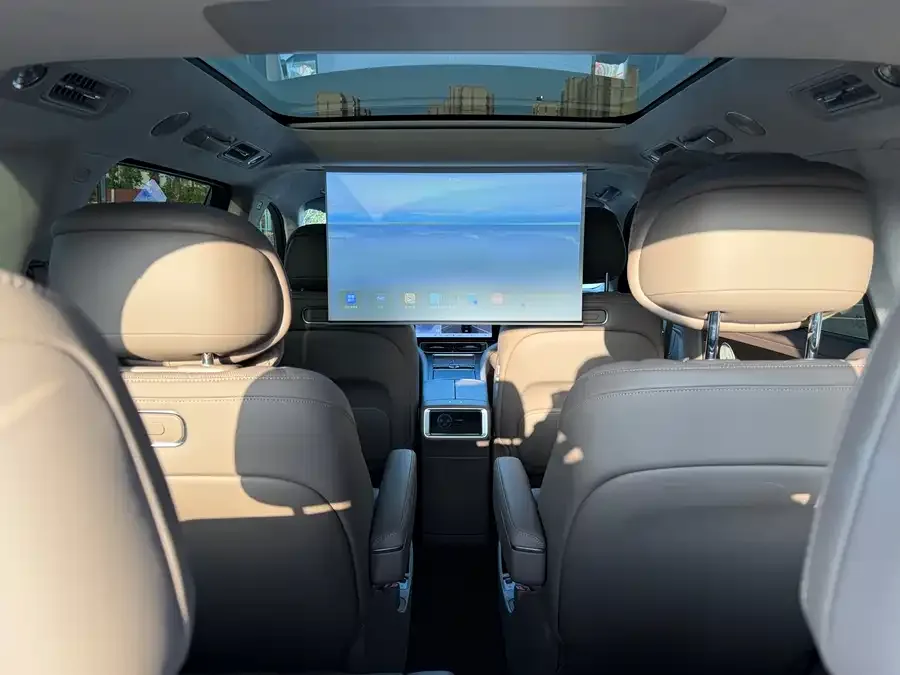 AITO M9 Wenjie M9 2025 Extended Range Ultra Edition 52kWh 6-Seat Version (192-line LiDAR) 2025 — миниатюра 5
