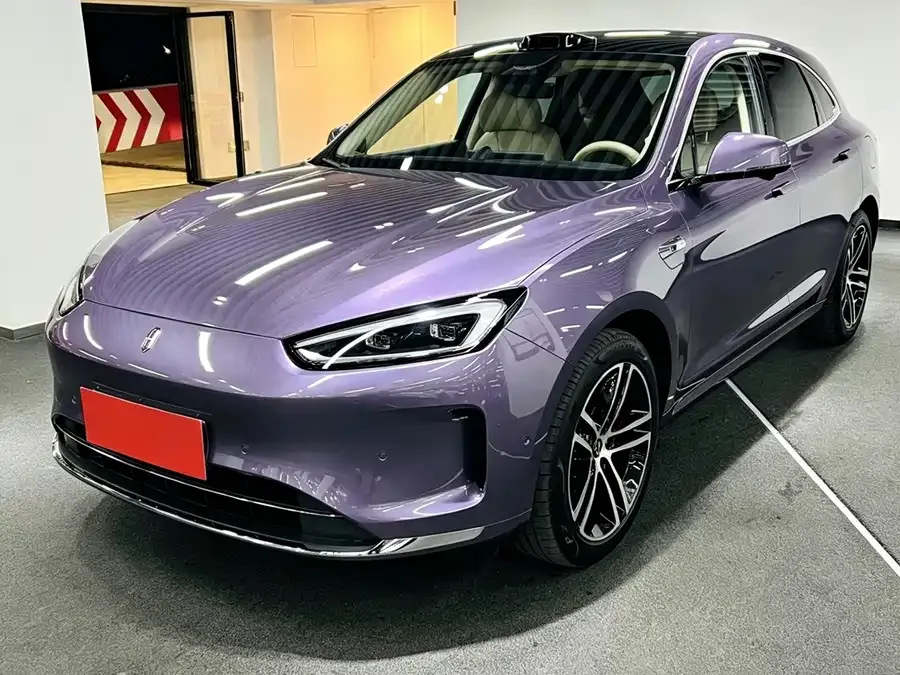 AITO M5 M5 2025 Extended Range Ultra 4WD Edition 2025 — фото 1, купить с доставкой в Москву