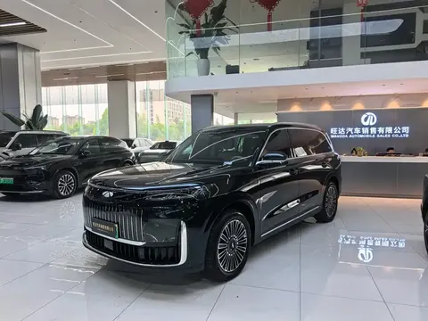 Chery Fengyun Fengyun T11 2026 buy in Moscow