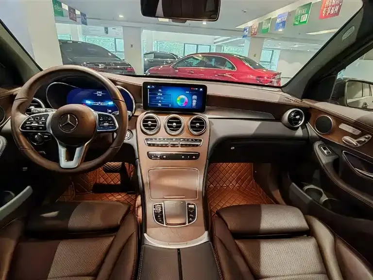 Mercedes-Benz GLC-Class Mercedes-Benz GLC 2022 GLC 300 L 4MATIC Dynamic 2023 — миниатюра 3