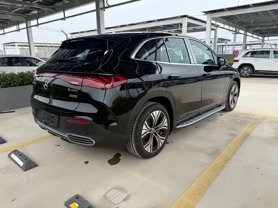 Mercedes-Benz EQE SUV Mercedes-Benz EQE SUV 2024 500 4MATIC Luxury Edition 2025 — миниатюра 4