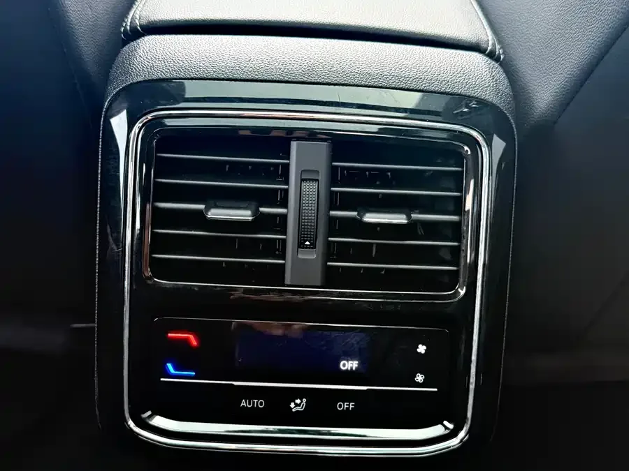 Volkswagen Passat Passat 2024 330TSI Star Elite Edition 2024 — миниатюра 3
