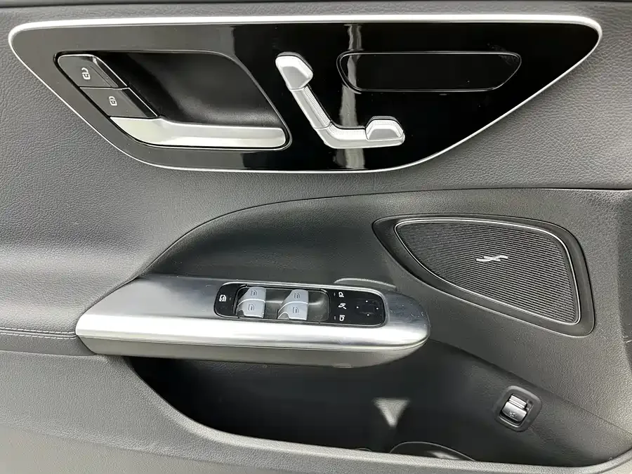 Mercedes-Benz Class C Mercedes-Benz C-Class 2022 facelift C 260 L sports version 2022 — миниатюра 2