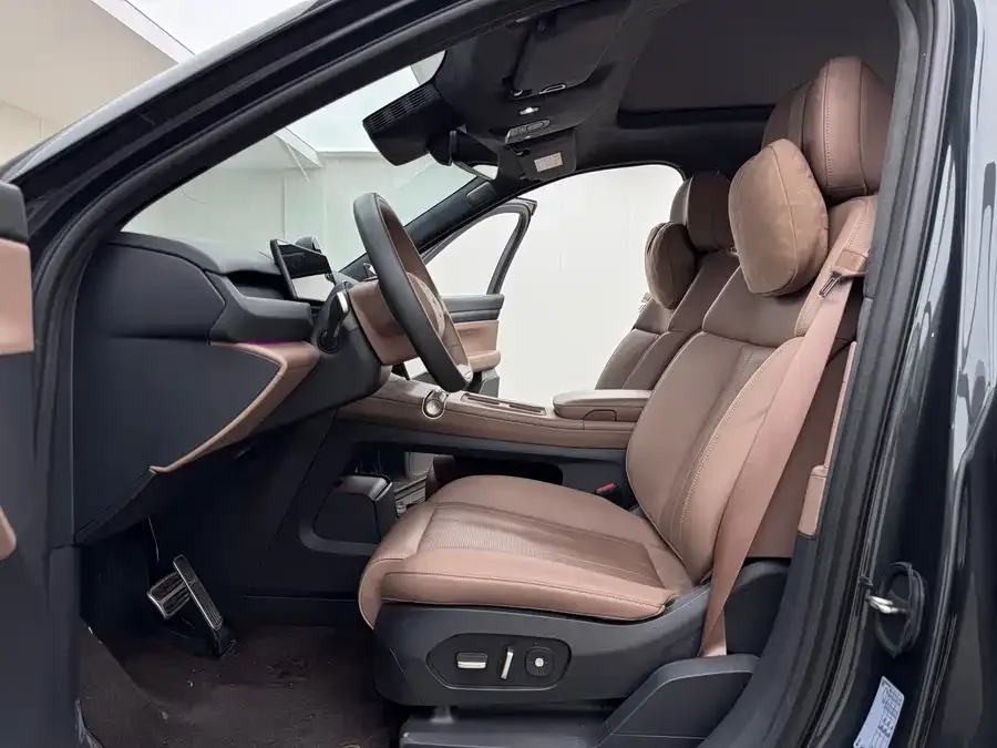 NIO ES8 NIO ES8 2024 100kWh Signature Edition 2024 — миниатюра 4