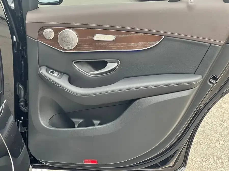 Mercedes-Benz GLC-Class Mercedes-Benz GLC 2021 GLC 300 L 4MATIC Dynamic 2022 — миниатюра 5
