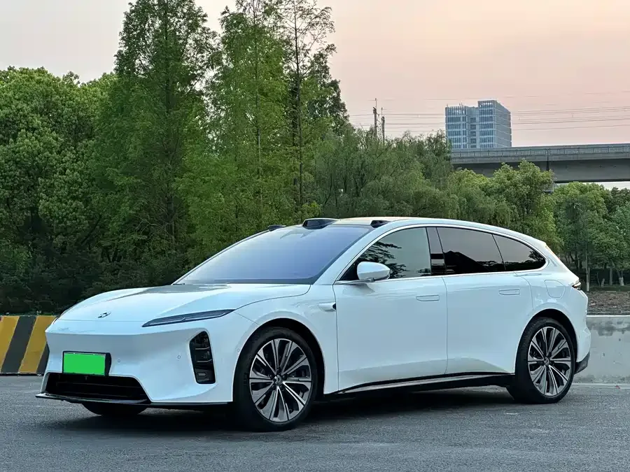 NIO ET5T 2025