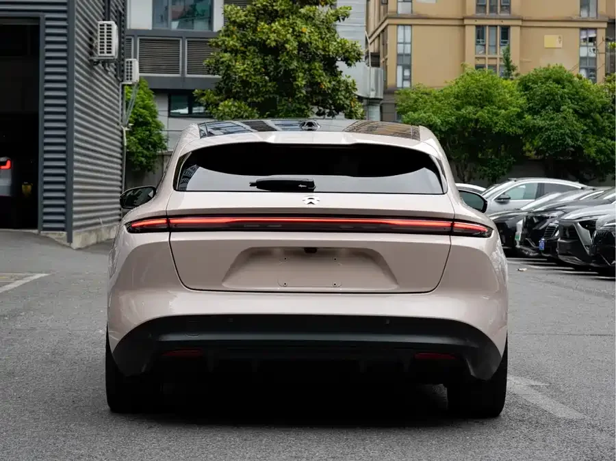 NIO ET5T NIO ET5T 2024 75kWh Touring 2024 — миниатюра 2