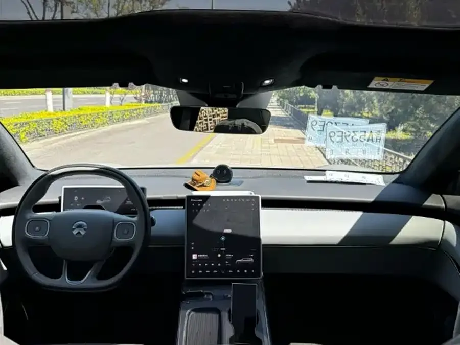 NIO ET5T NIO ET5T 2023 75kWh Touring 2023 — миниатюра 3