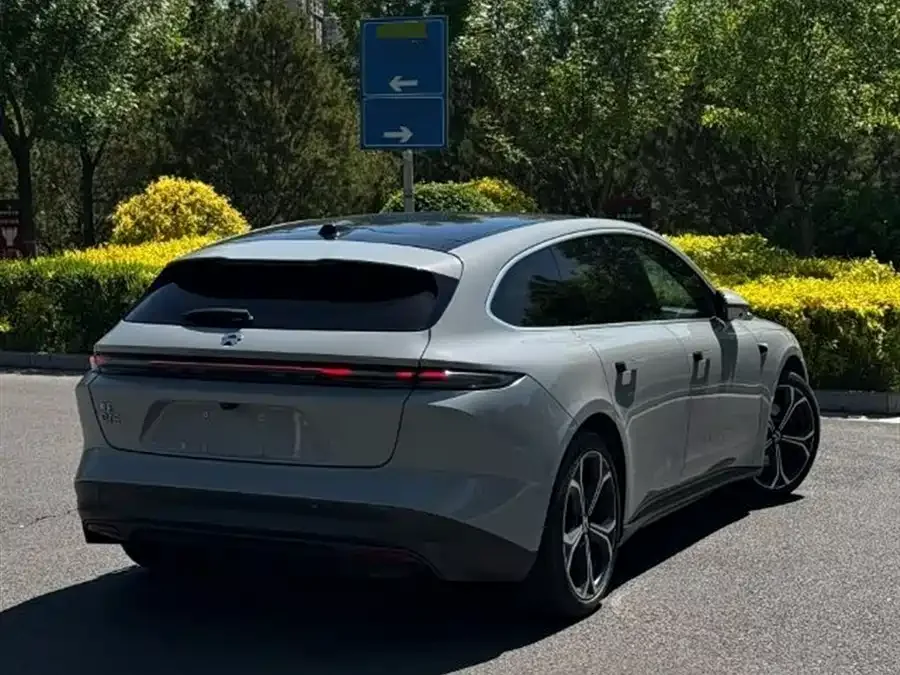 NIO ET5T NIO ET5T 2023 75kWh Touring 2023 — миниатюра 4