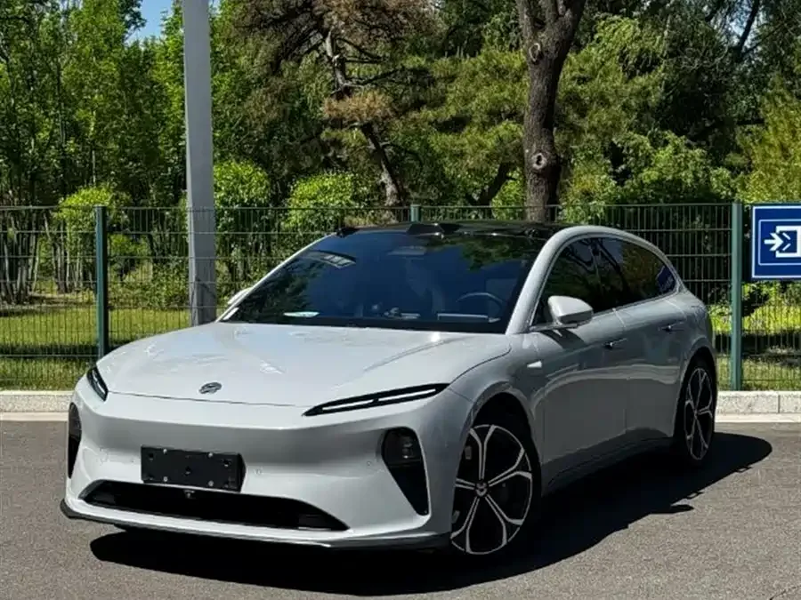 NIO ET5T 2023