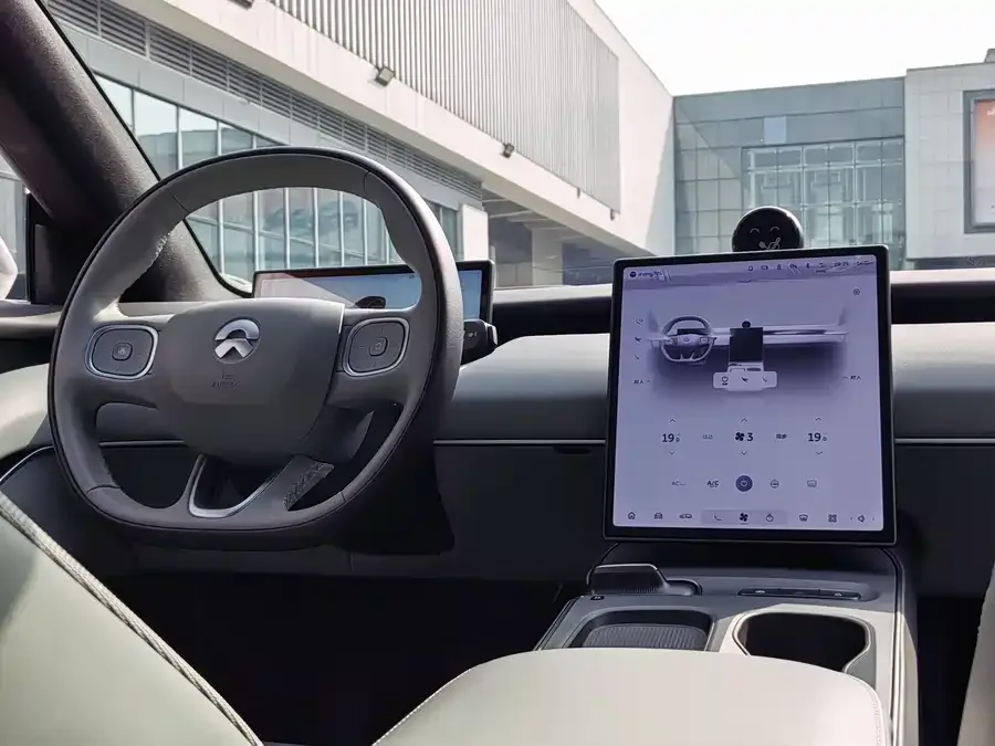 NIO ET5 NIO ET5 2022 75kWh 2023 — миниатюра 5