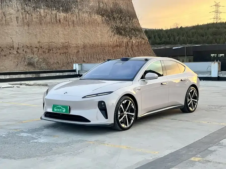 NIO ET5 2023
