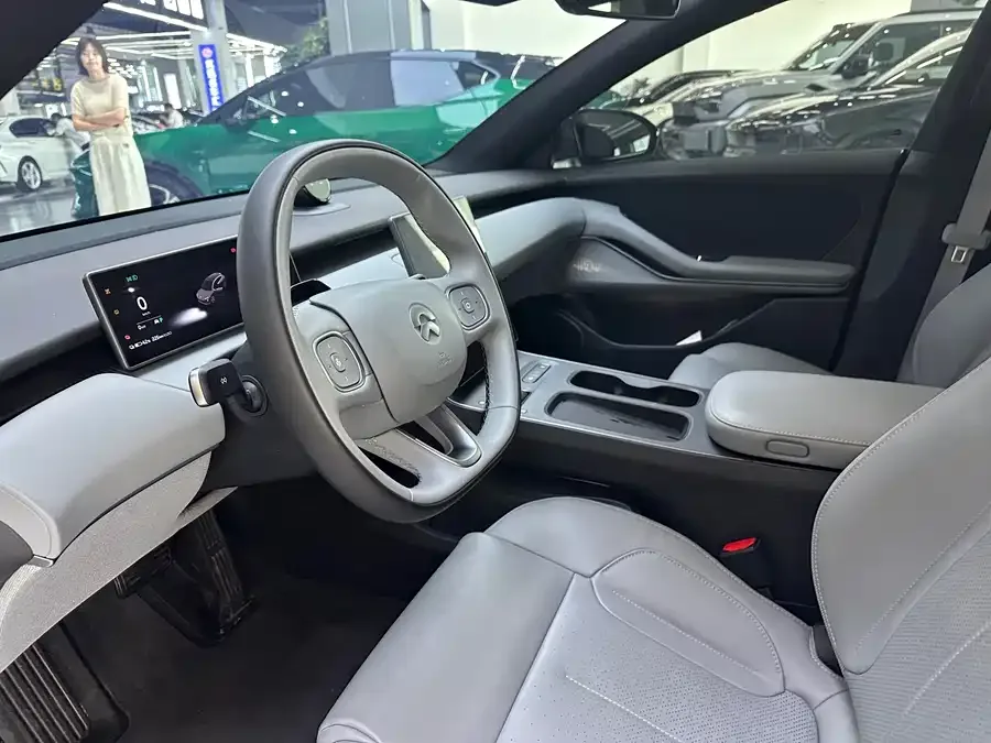 NIO ET5T NIO ET5T 2024 75kWh Touring 2025 — миниатюра 2