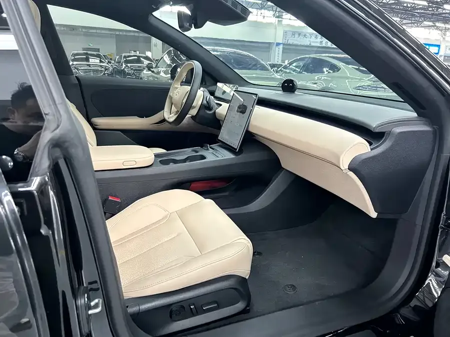 NIO ET5T NIO ET5T 2024 75kWh Touring 2024 — миниатюра 3