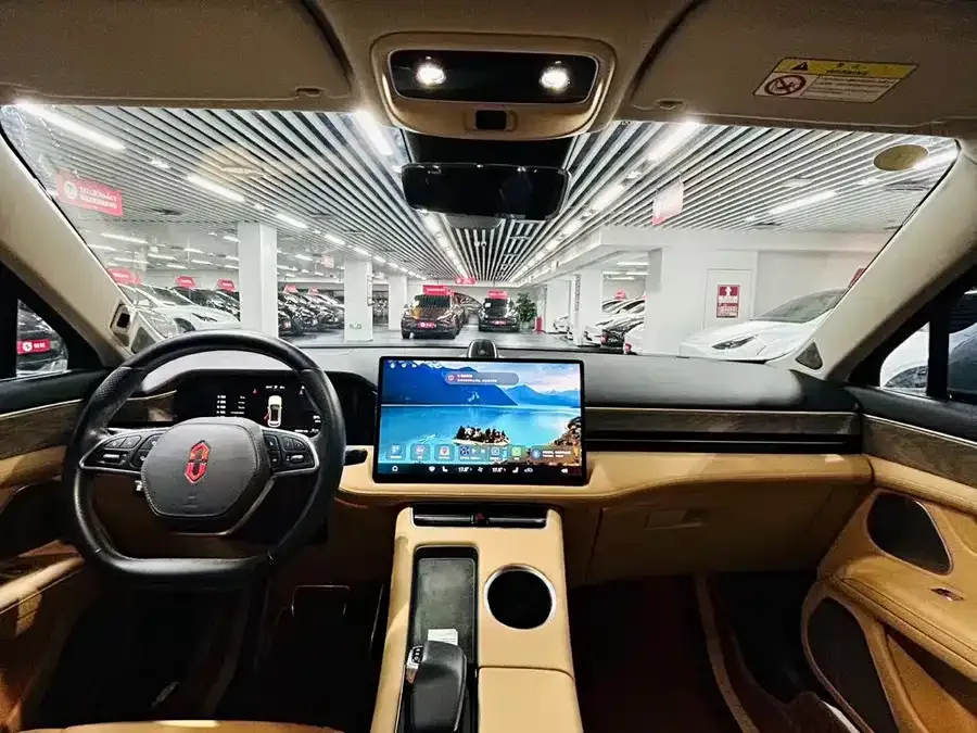 AITO M5 M5 2022 Extended Range 4WD Ultimate Edition 2022 — миниатюра 3