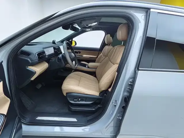 NIO ES8 NIO ES8 2022 100kWh Six-seat Edition 2022 — миниатюра 5